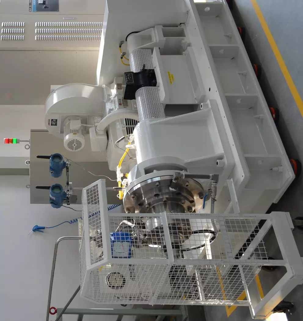 Mechanical seal test bench for industrial performance and reliability testing.