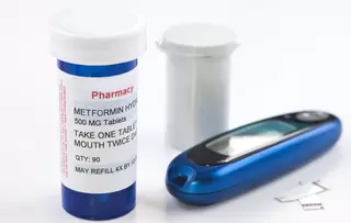 Retrofit pharmazeutischer Rührwerke mit AGSZ-Gleitringdichtungen zur Steigerung von Prozesssicherheit und Hygiene in Arzneimittelproduktionen in Norwegen.