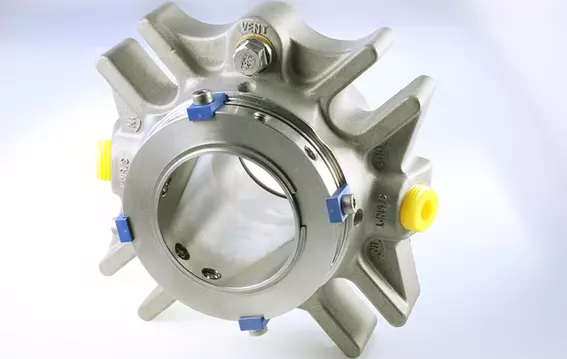 Hochleistungs-Gleitringdichtung, eingesetzt im Sprinklersystem eines Automobilherstellers in Österreich.