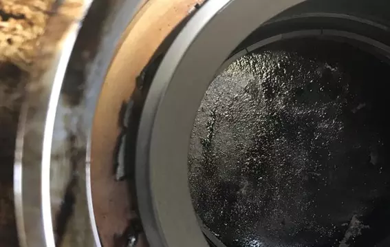 EagleBurgmann HRS Einfachdichtung mit DiamondFace-Technologie für Mehrphasenpumpen, die extra-schweres Rohöl in Venezuela fördern.