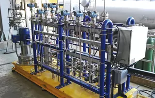 RoTechBooster-System für Kompressordichtungen in einer Industrieanlage in Argentinien für zuverlässige Gasversorgung und optimierte Dichtleistung.