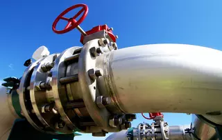 EagleBurgmann SHVI Gleitringdichtung mit Plan 66A gewährleistet hohe Sicherheit und Zuverlässigkeit in unbemannten Ölpipeline-Pumpstationen in Kanada.