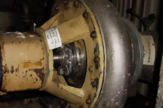 Mechanical seals in multiple paper machine pumps, Sweden – durable sealing solutions for efficient pulp and paper production.